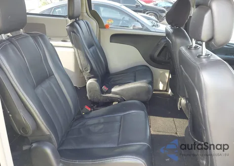 2012 Chrysler Town & Country Touring из США, поврежденный, VIN 2C4RC1BG2CR375624